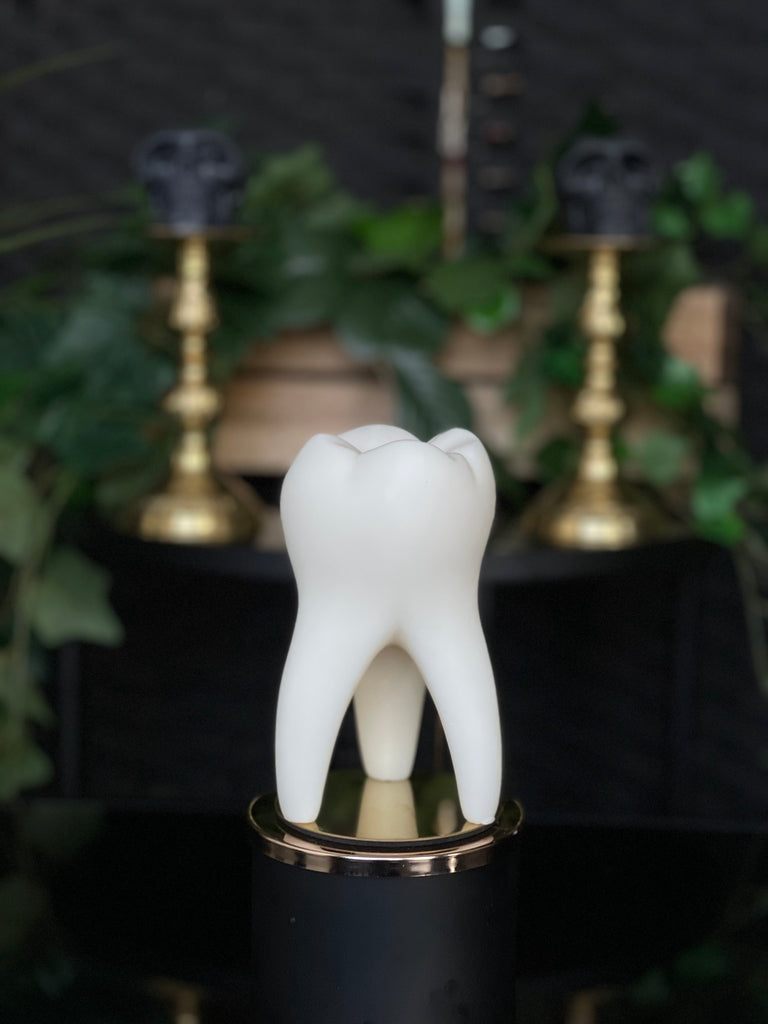 Tooth Candle